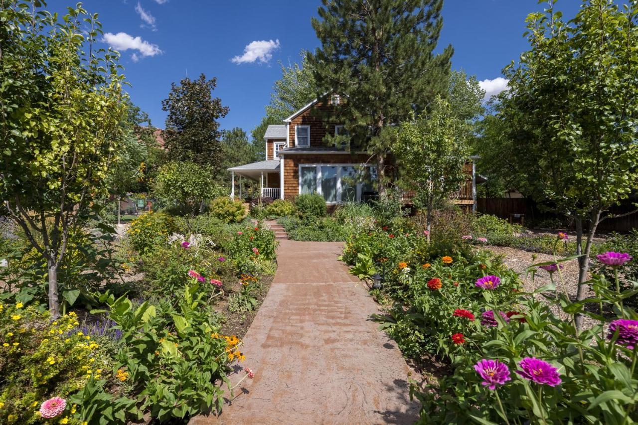 Sunflower Hill Inn Моаб Екстер'єр фото